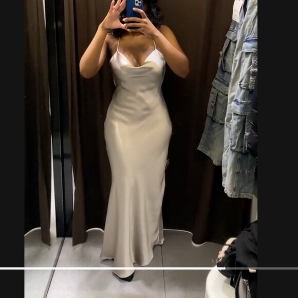 ZARA MIDI DRESS - Picture 1 of 7